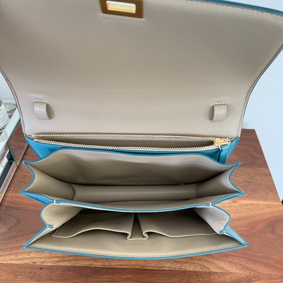 Celine Medium Classic Box in Antarctic Goat - Picture 3 of 16